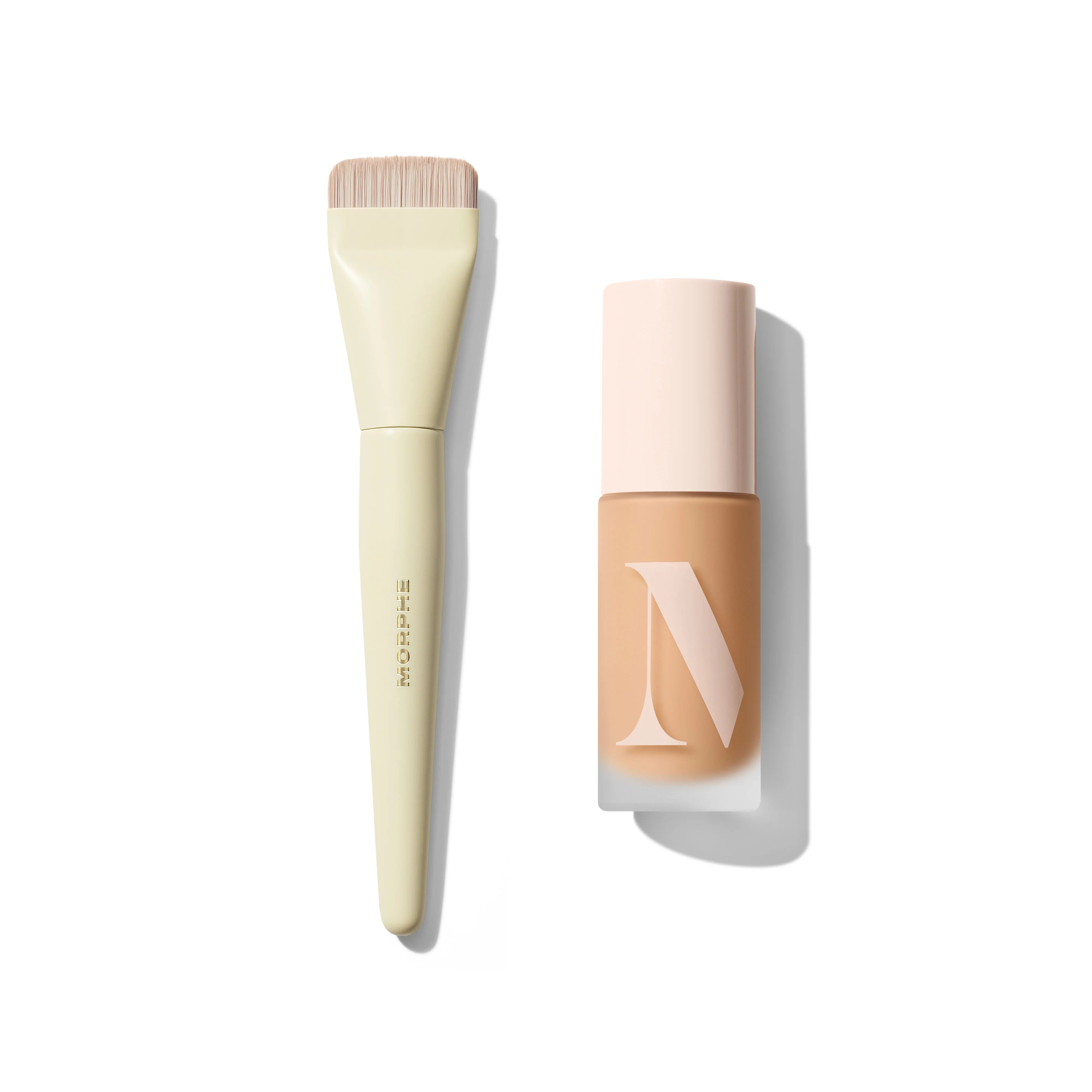 Buttery Blends M109 Spatula Foundation Brush + Lightform Extended Hydration