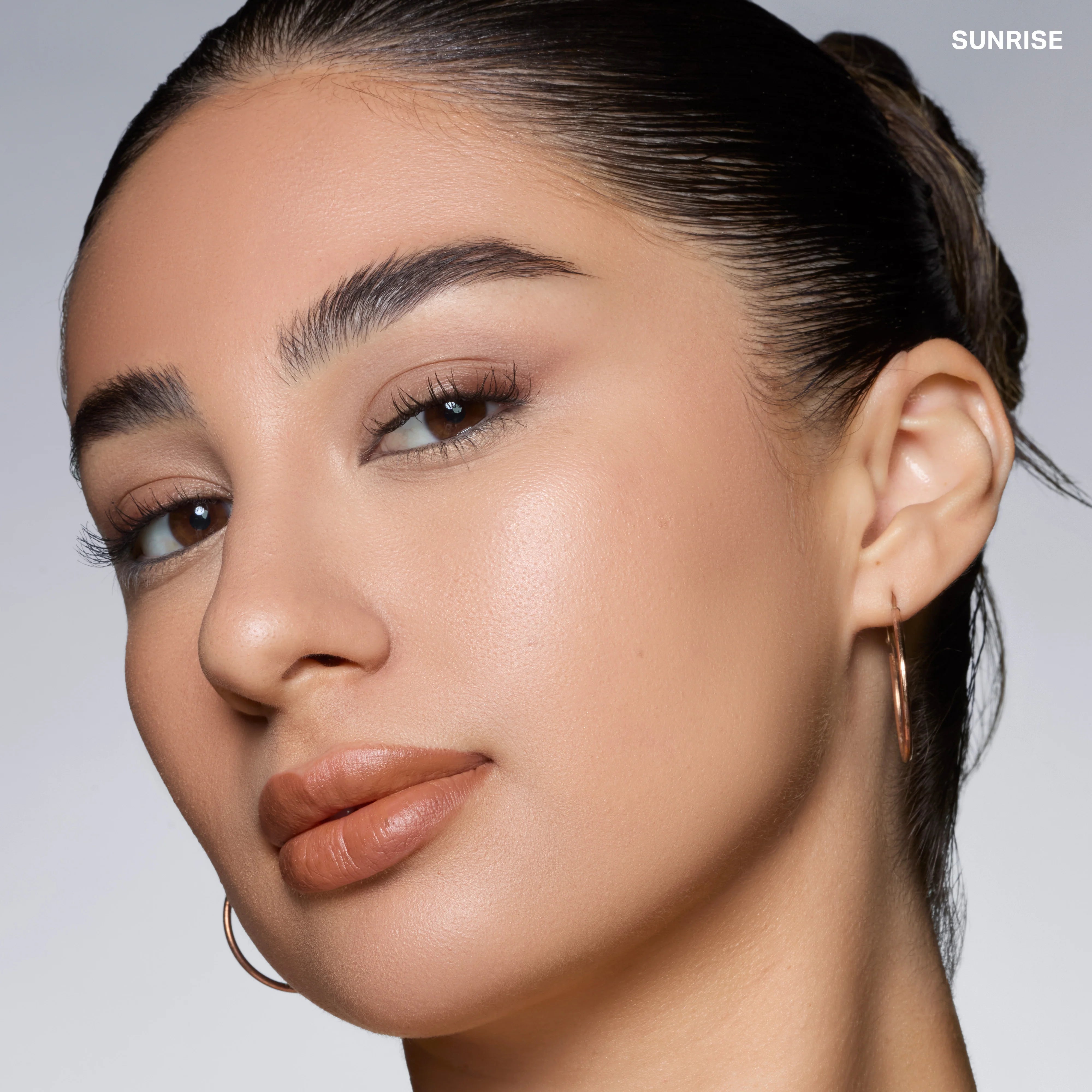 Cloudlight Soft Glow Veil Finishing Powder - View 6